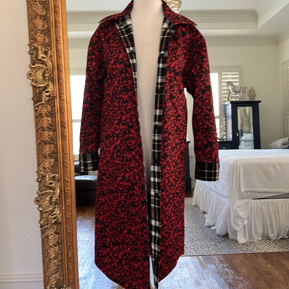 Alice + Olivia Women's White Zazie Plaid Printed Reversible Coat Jacket Size S - Picture 11 of 13